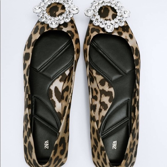 Zara Leopard Print Flats with Embellished Buckle - Picture 9 of 9